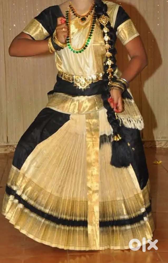 Classical dress