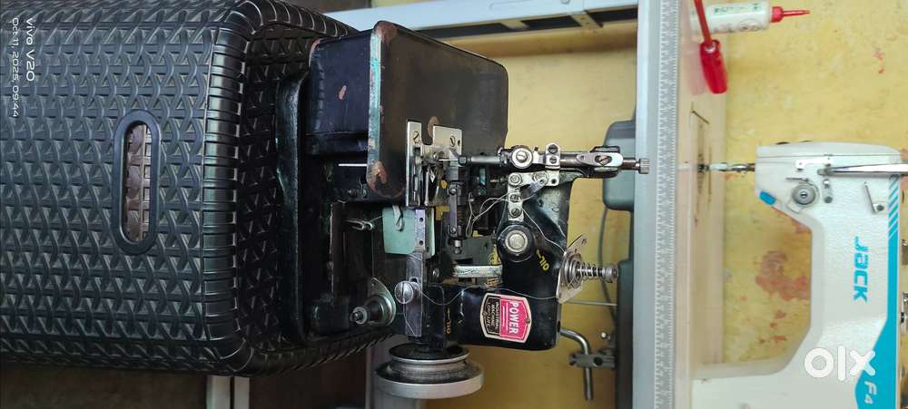 Interloack Swing machine