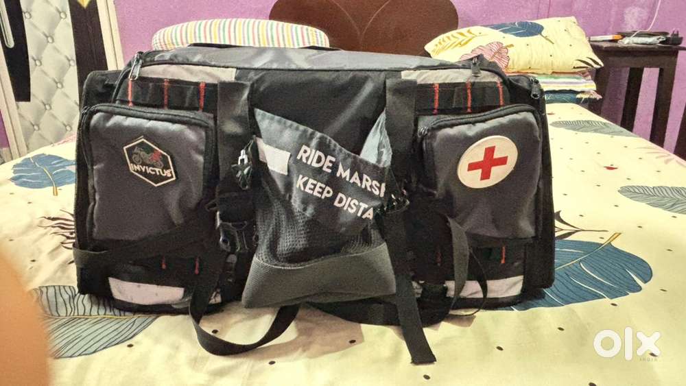 Invictus ride marshall tailbag in pristine condition