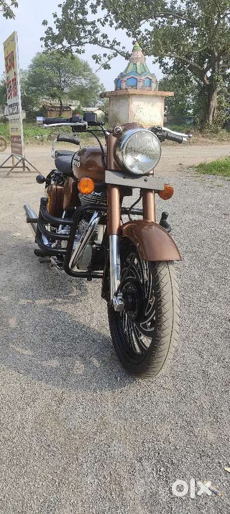 Royal Enfield Classic 350 BS4 2018 owner 1 good condition my bike