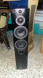 Audiophile high end 3 way speaker  wharfedale evolution 2-50