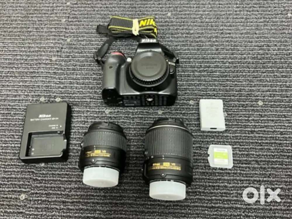 Nikon D3300 with 2 lances