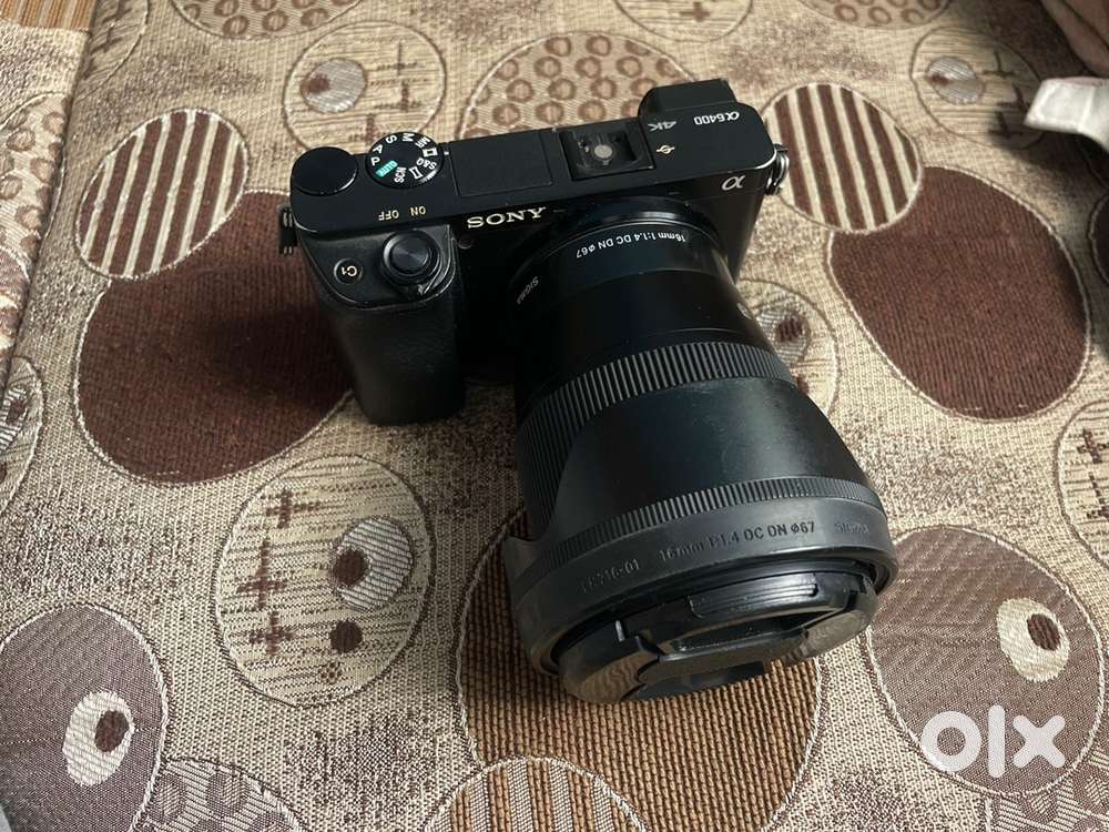 sony 6400 with sigma 16mm 1.4 lens