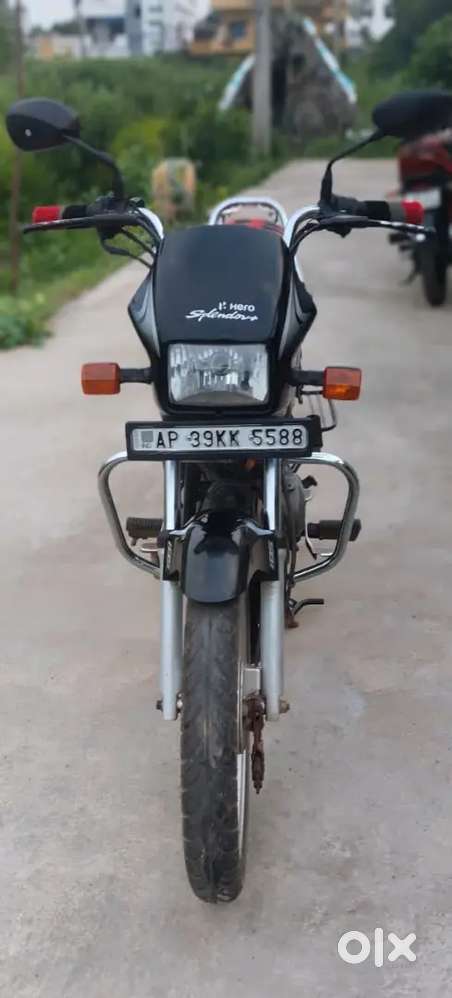 Single hand driven retired employee bike