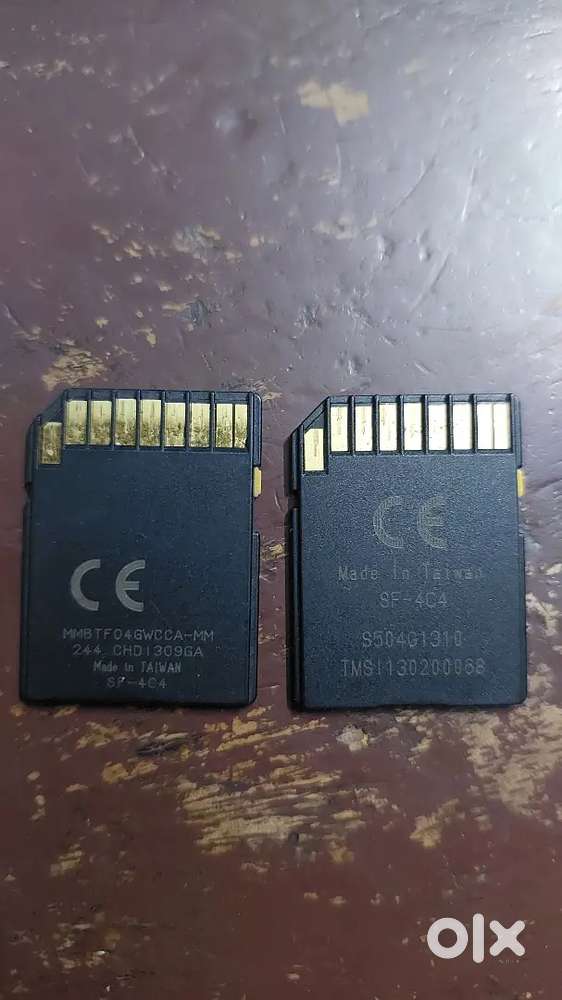 4+4 gb కెమెరా మొమోరి కార్డు