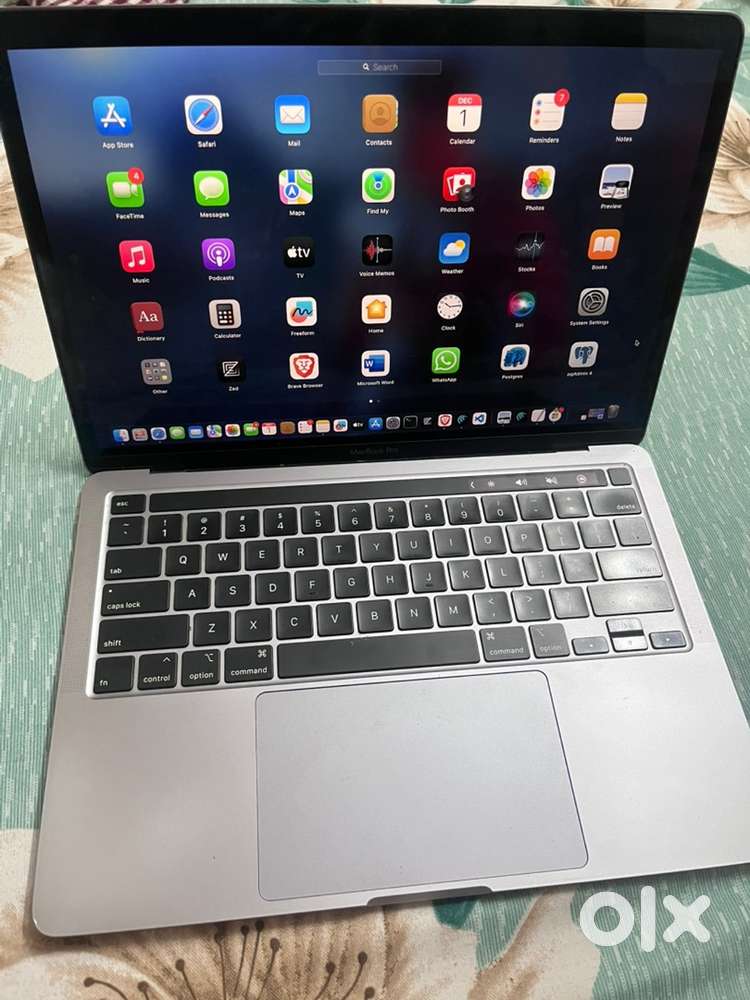 Macbook pro (2020)  i5 intel
