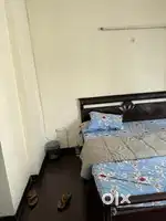 3bhk + servant quarter fully furnished flat for rent in gomti nagar.