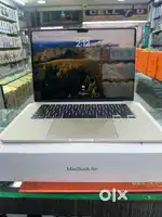 Mackbook Air M3 15 INCHES