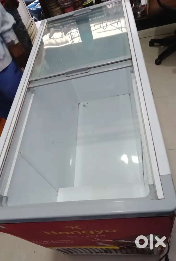 Rock well d friger 450 liter  1 year old almost new