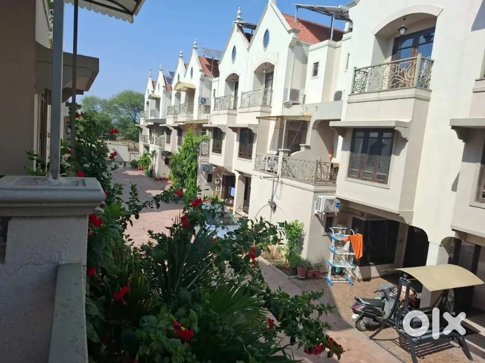 324 YD Furnish 3BHK Row house For Sale.At Chankheda