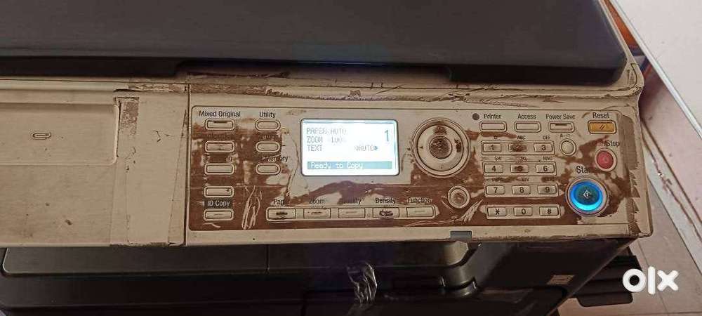 XEROX MACHINE