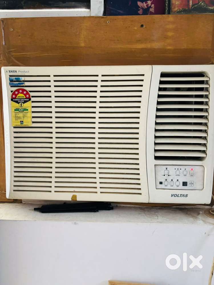 Window 1.5 ton AC