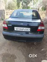Ford ikon 2005 model