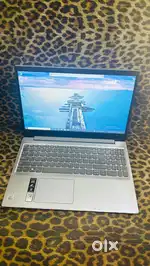 Lenovo i5 10th gen 8gb ram 512gb SSD 15.6” screen