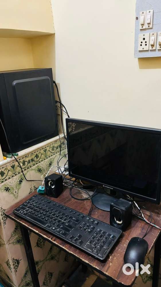 4GB RAM , intel (R) core (TM) i5-3470 cpu Storage -119 GB