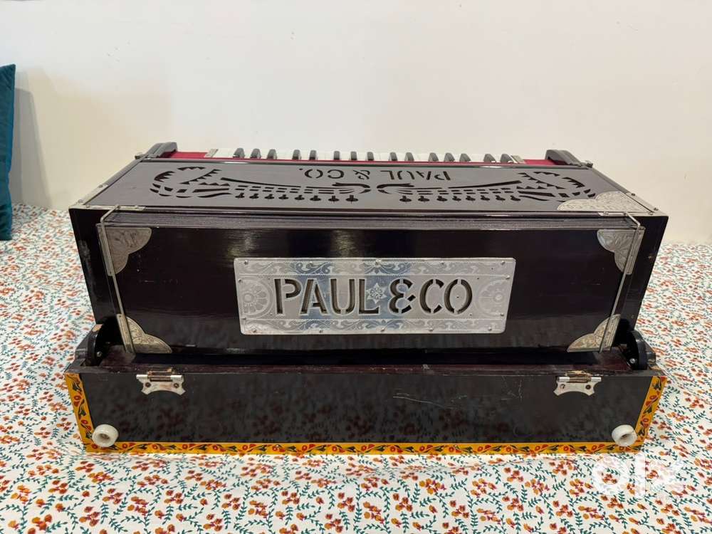 Paul & Co. Harmonium with Scale Changer - Excellent Condition