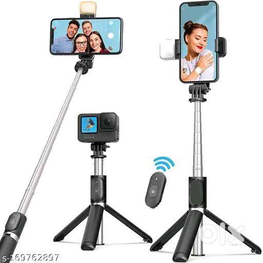 Remote control Bluetooth selfie stick