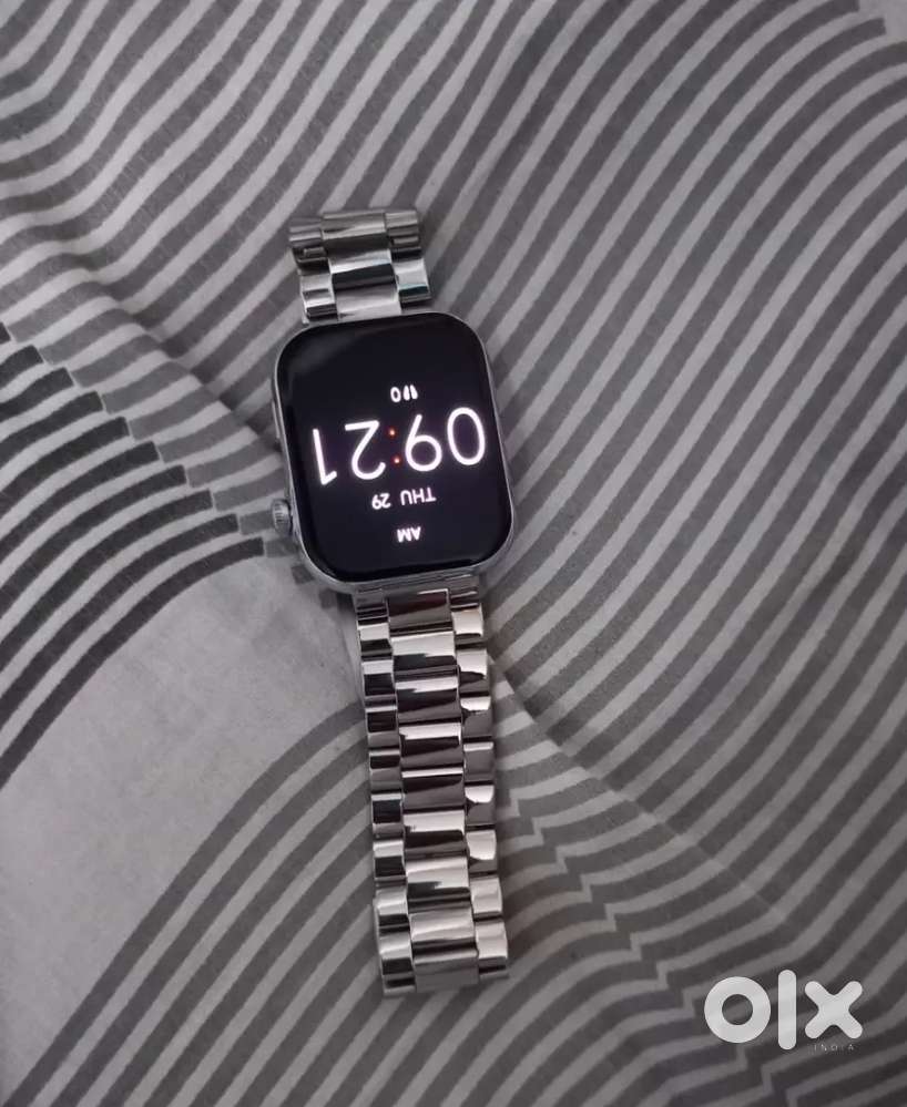 Noise vision 3 smartwatch
