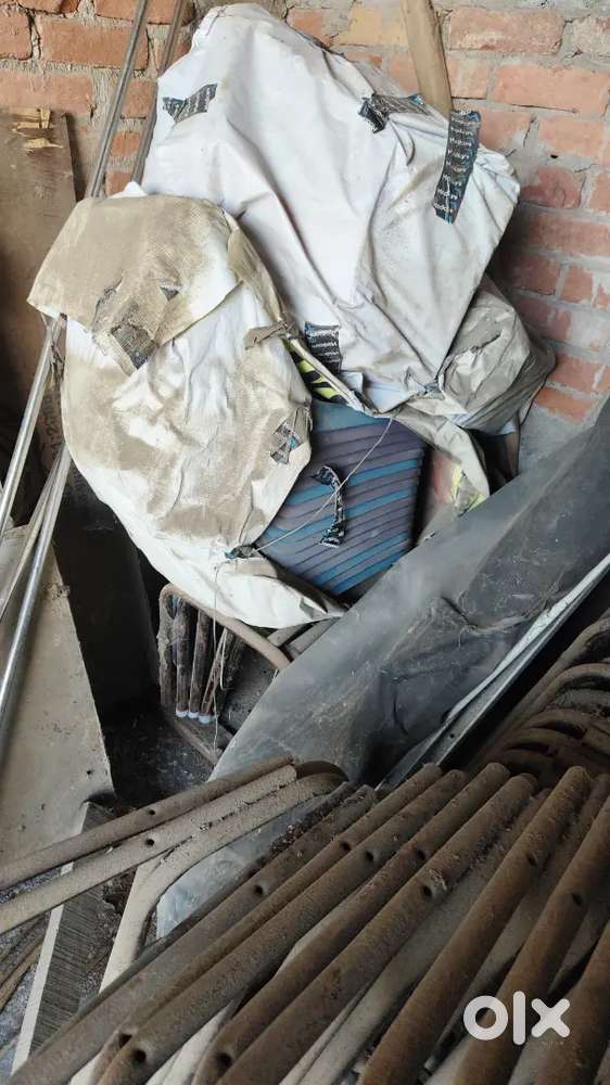 Students lecture chairs