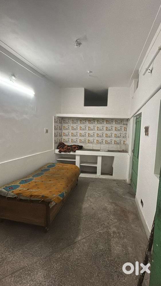 Rent available read carefully adtional information