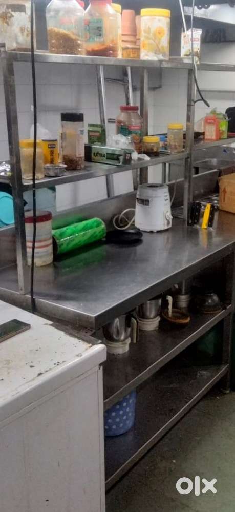 Work table with 2 undershelf - Restaurant and kitchen