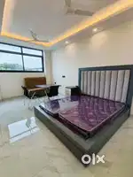 Independent Floors Available For Sale In Janakpuri!