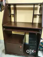 Computer table