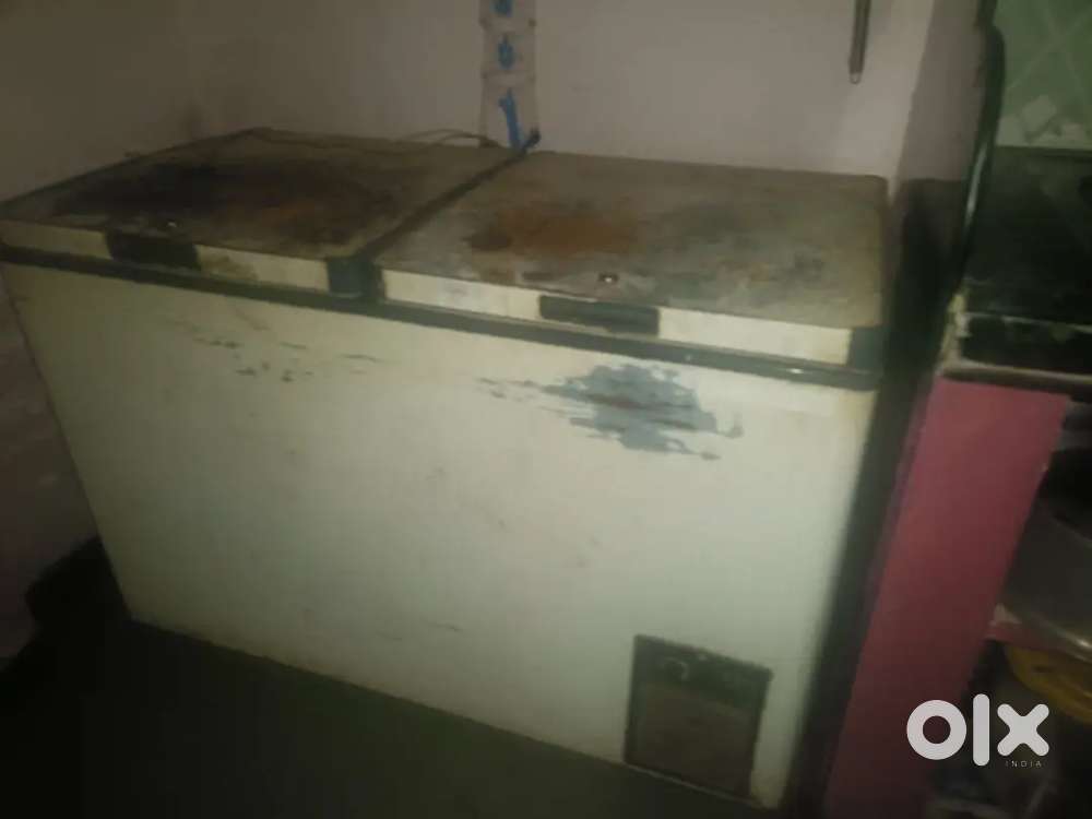 Double door d fridge