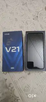 Vivo V21 good condition with box