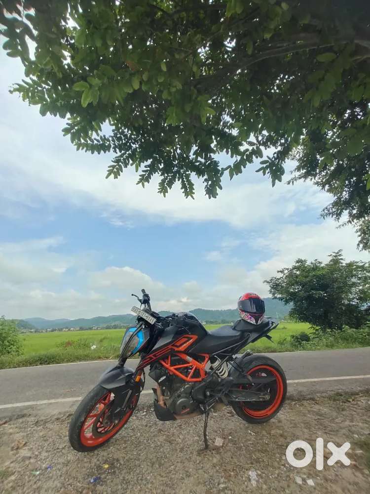 FOR SALE ONLY IN CASH (NO EMI AVAILABLE)