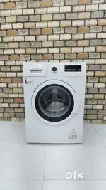 Bosch series 6 front load washing machine 6.5kg capacity for sale .