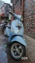 Scooter Head Vespa