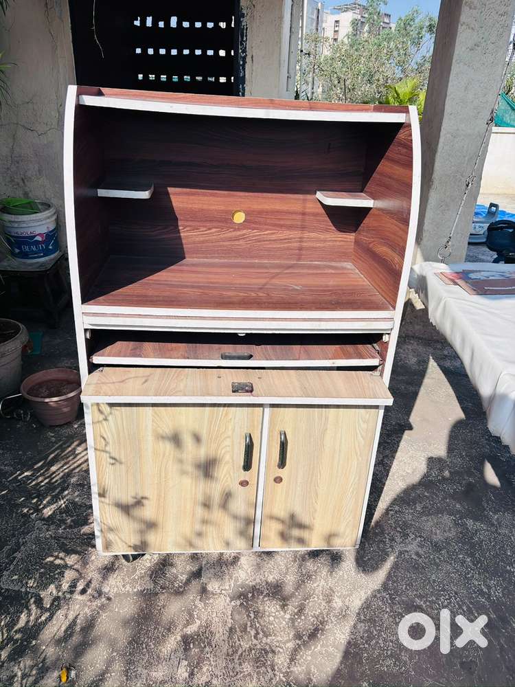 Computer  table