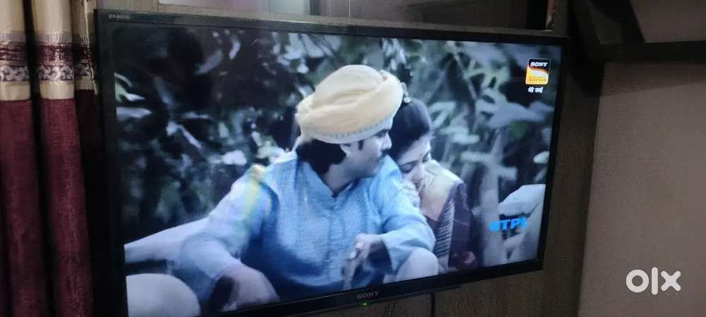 Sony Bravia LED 32 inch TV