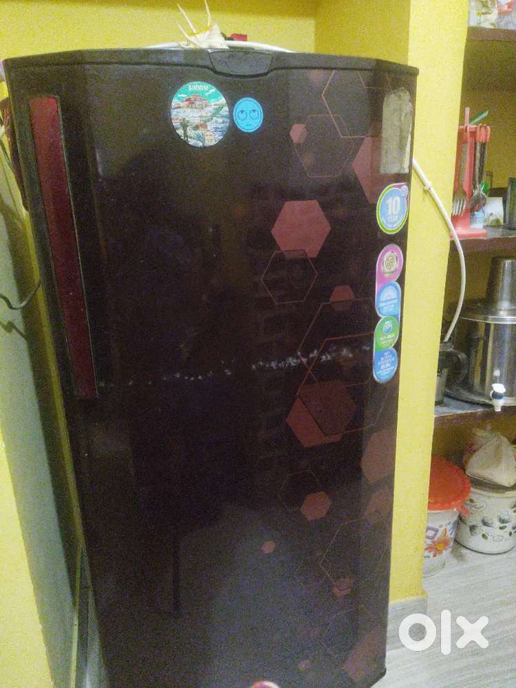 Good condition single door Fridge