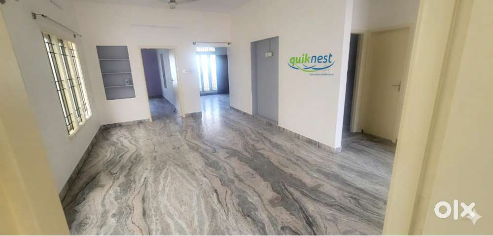 3 BHK Semi-Furnished Apartment for Lease in Jayanagar – North Facing