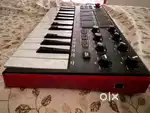 MIDI keyboard (AKAI MPK MINI)