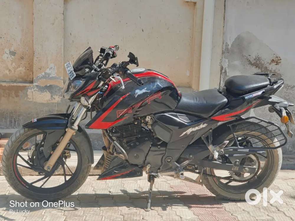 TVS Apache RTR 200 4v