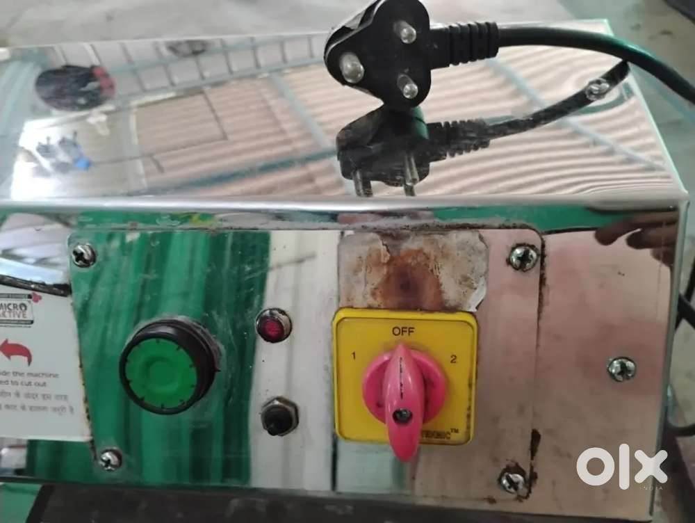 Sugarcane juice machine