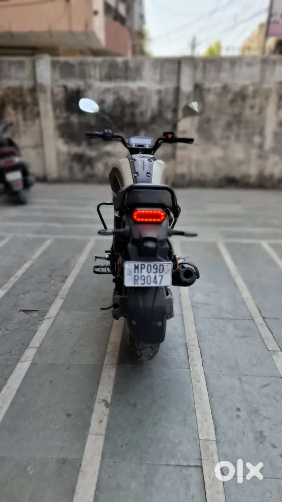 Like-New FZ-X  Timely Serviced  Only 17,000 km