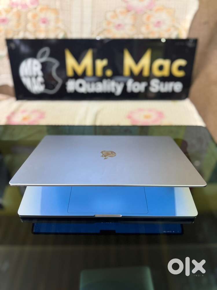 MacBook Pro M1 16/512
