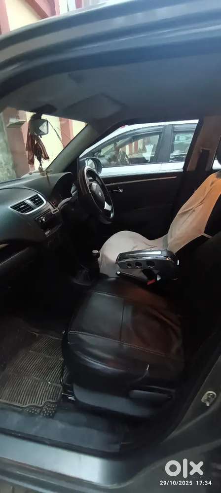 Maruti Suzuki Swift 2013 CNG & petrol 163000 Km Driven