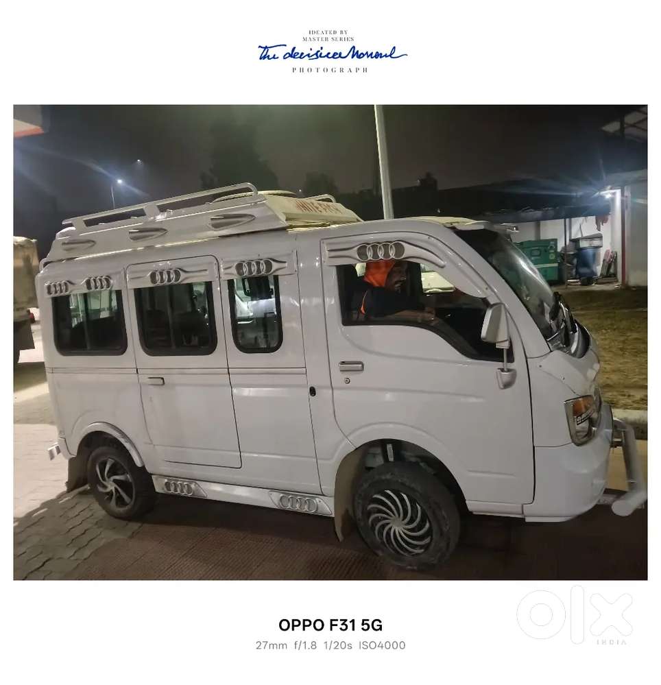 Driver for loding vehicle bolero veero intra