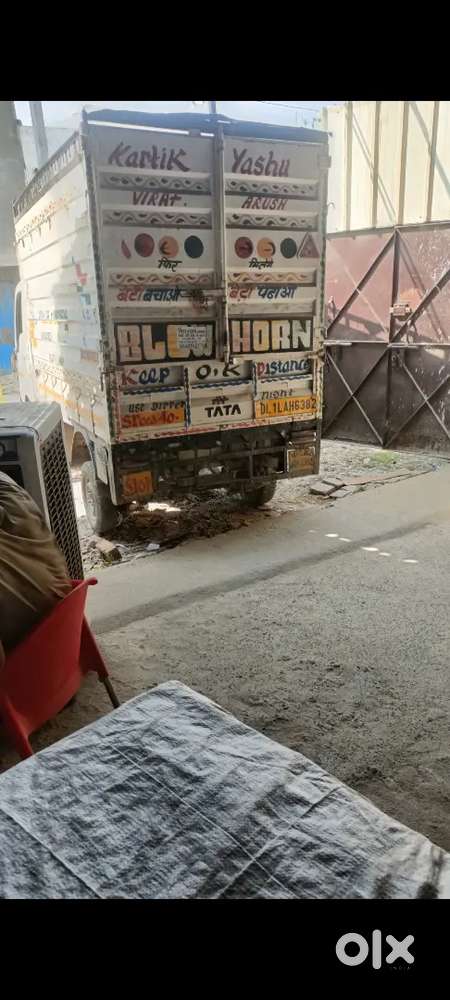 Warehouse helper Or Staff