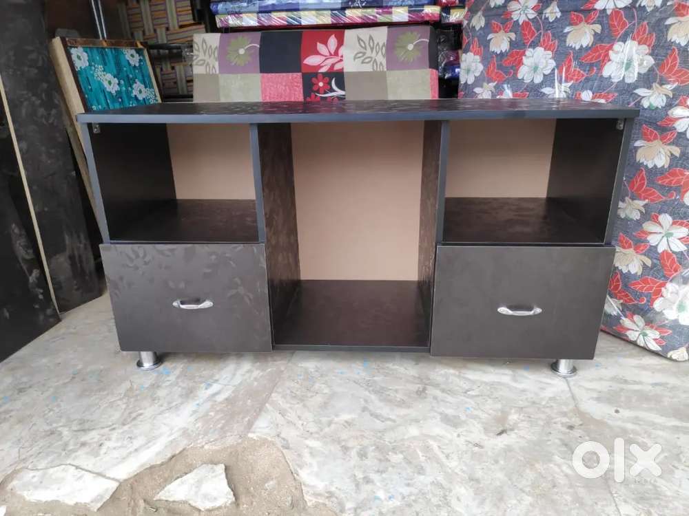 Brand new Tv table