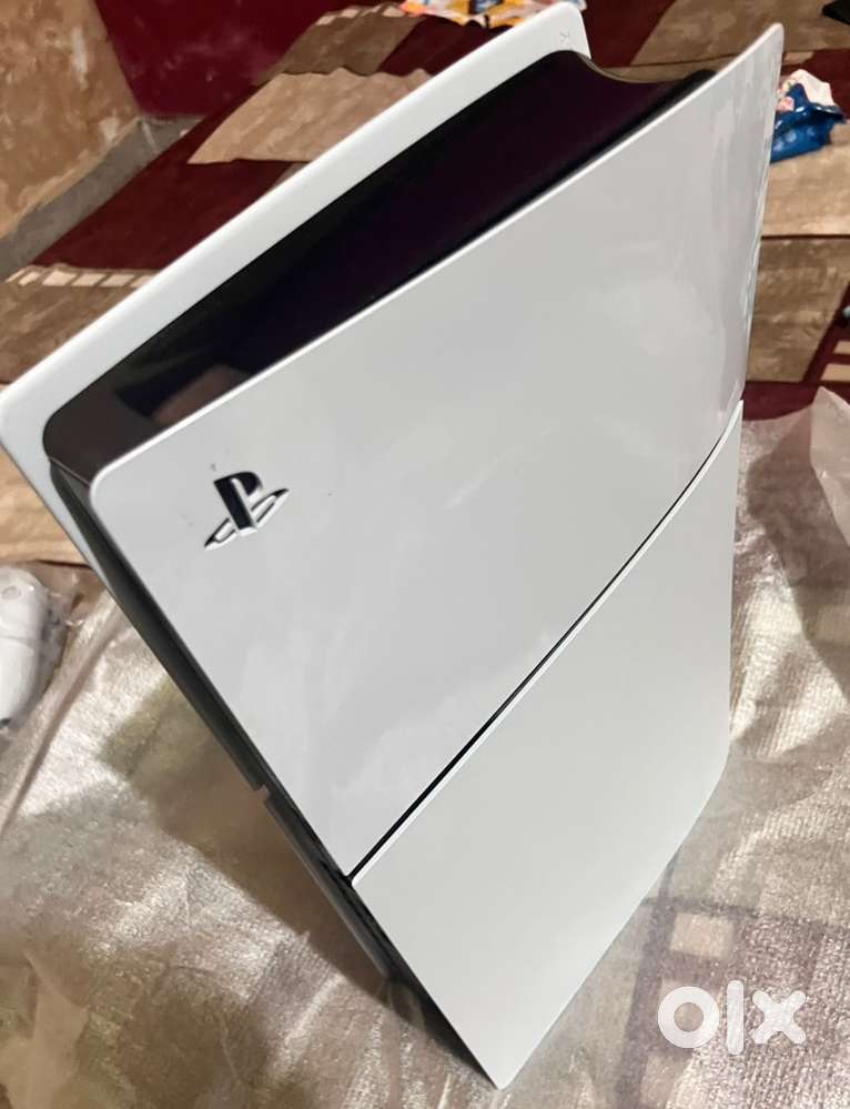 PS5 slim disc 1tb edition.