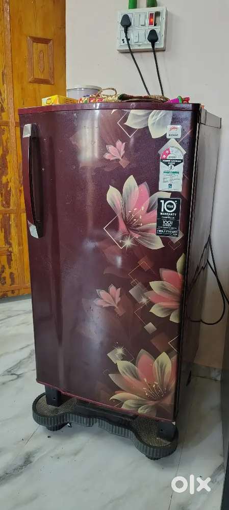 Fridge bechna hai 190 ltr