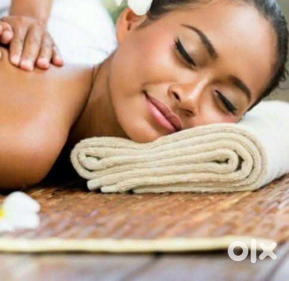 Wanted female massage therapist