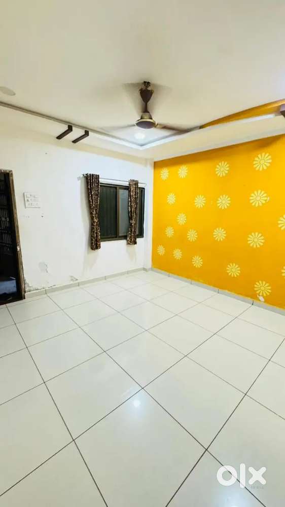 2Bhk felt foe rent..