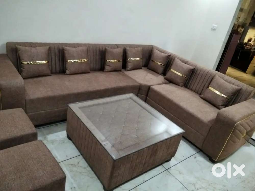 7 Seater brand new Luxury Sofa only 3 months old